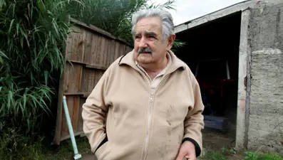 Eski Uruguay Devlet Başkanı Jose Mujica hayatını kaybetti
