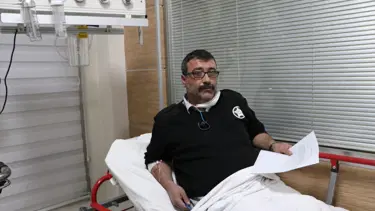 Hastanede şiddet: Hasta yakınları, güvenlik görevlisini bıçakladı