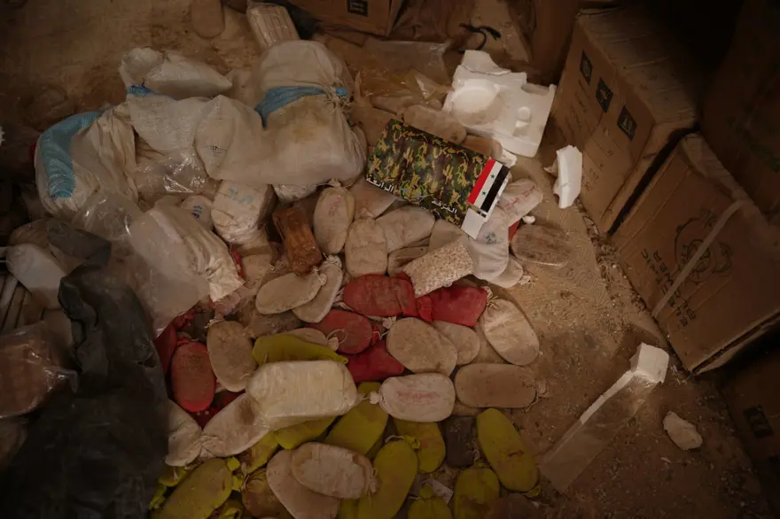 UYUŞTURUCUYA FARKI FARKLI KILIF 6