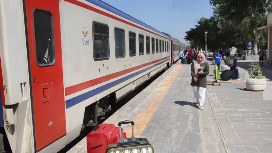 kurtalan ekspresi, güney kurtalan ekspresi, barış manço, güney treni, kurtalan treni 18