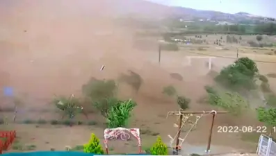 Burdur'da hortum: Bir kişi havaya savruldu