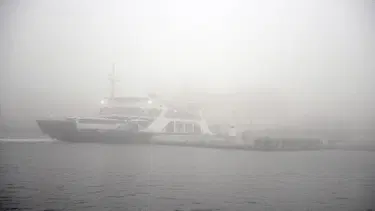 SON DAKİKA HABERİ: Çanakkale'de deniz ulaşımına sis engeli