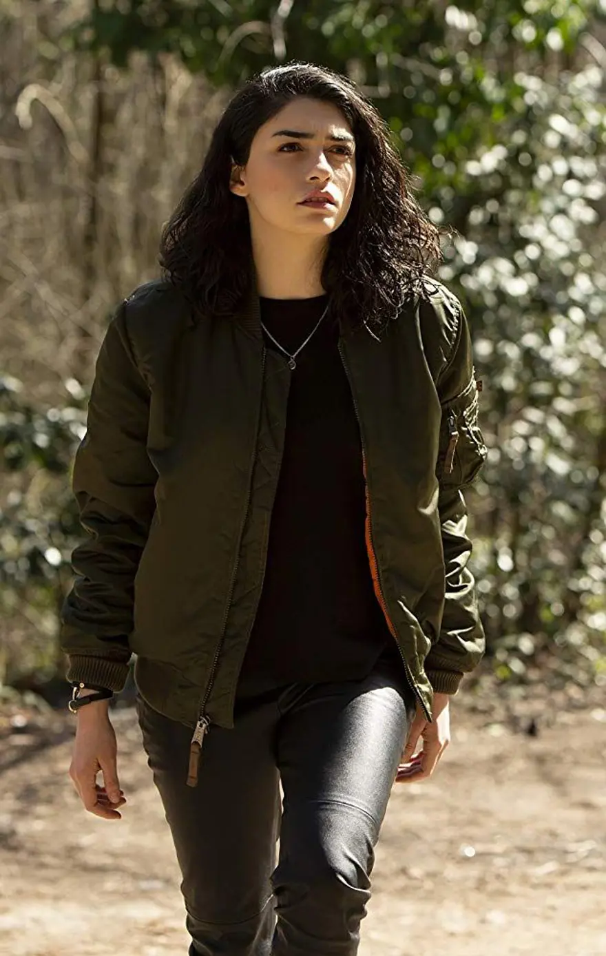 Hazar Ergüçlü yapımcı oluyor 3 Hazar Ergüçlü yapımcı oluyor 3