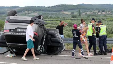 Alişan'ın kaza yaptığı olay yerinden fotoğraflar