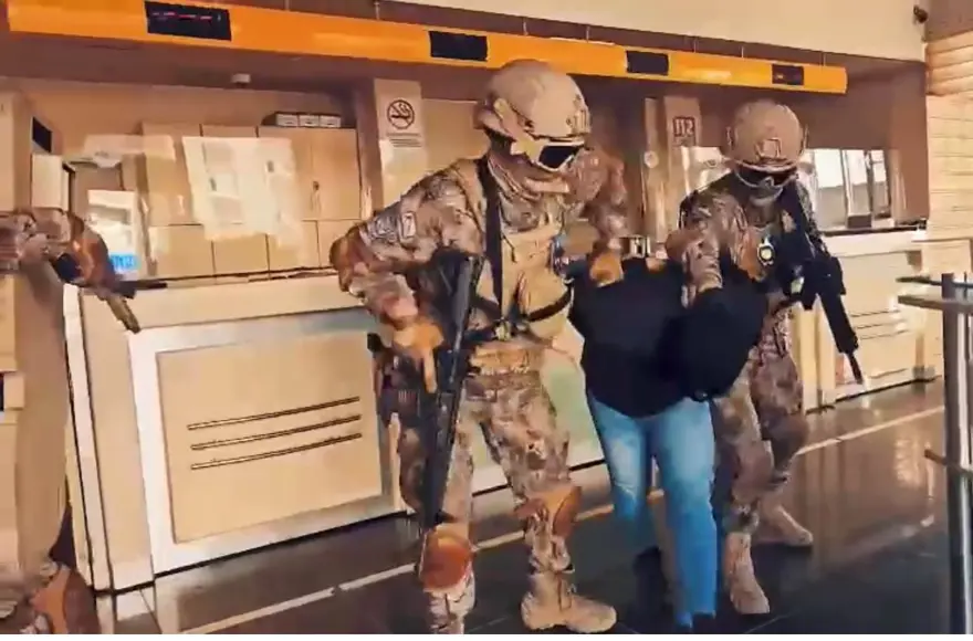 PTT binasında gerçeği aratmayan tatbikat:Polis etkisiz hale getirdi 3