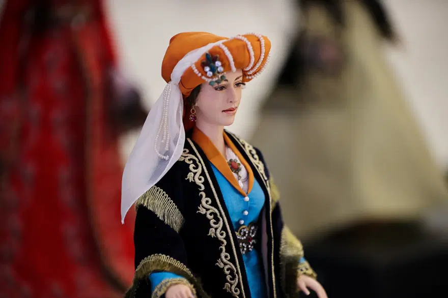 'Hanım Sultanlar' sergisi yurt dışında ilk kez New York'ta Türkevi'nde açıldı 4