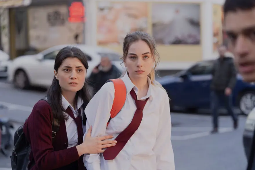 MELİS'TEN CEVDET'E TEPKİ 6