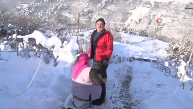 Hasta eşi için 70 metrelik teleferik yaptı