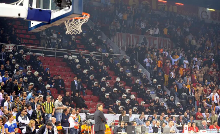 Derbi değil savaş 10 Derbi değil savaş 10
