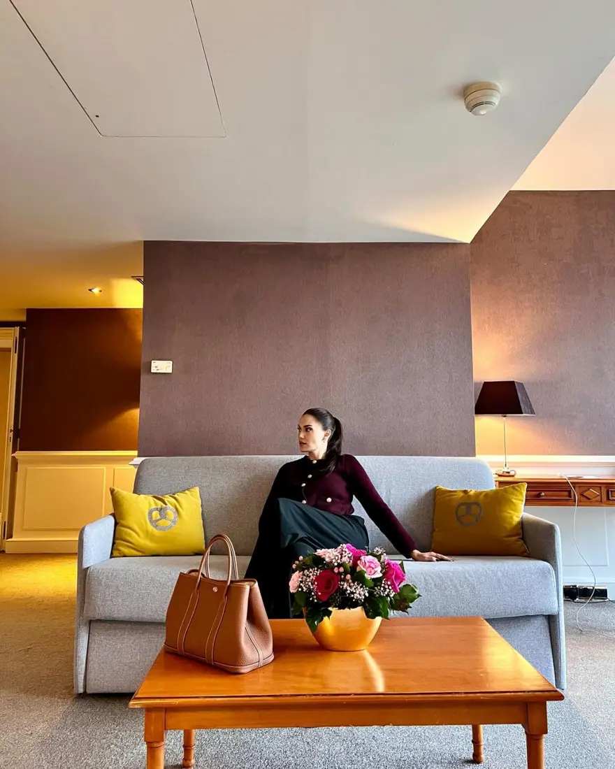 Fahriye Evcen'in Strazburg pozları gündem oldu 5