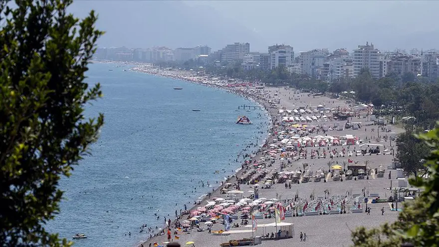 ANTALYA'DA SICAKLIK 27-32 DERECE ARASINDA DEĞİŞECEK 8