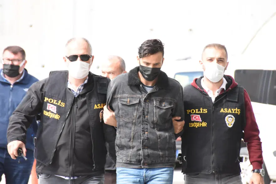 22 gündür kayıp olan Iraklı Sally, şehir çöplüğünde aranmaya başladı 8 22 gündür kayıp olan Iraklı Sally, şehir çöplüğünde aranmaya başladı 8