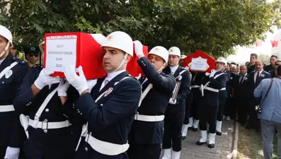 Sivil şehitlere veda