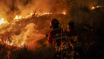 Avrupa alev alev yanıyor: Bir yanda kuraklık, bir yanda aşırı sıcak