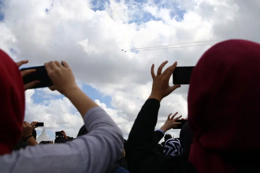 Teknofest'te büyük yarış! Kenan Sofuoğlu SOLOTÜRK’e karşı 71 Teknofest'te büyük yarış! Kenan Sofuoğlu SOLOTÜRK’e karşı 71