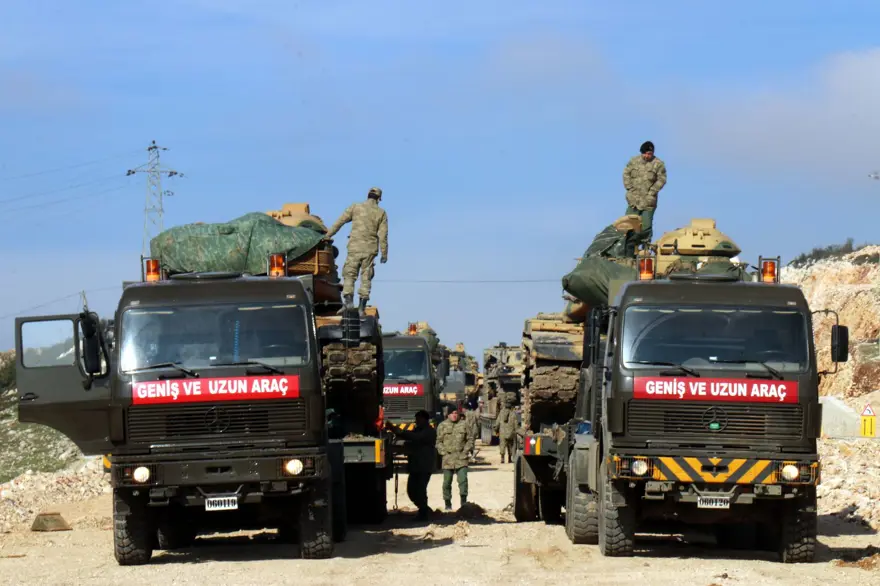 İdlib sınırına askeri sevkiyat 15