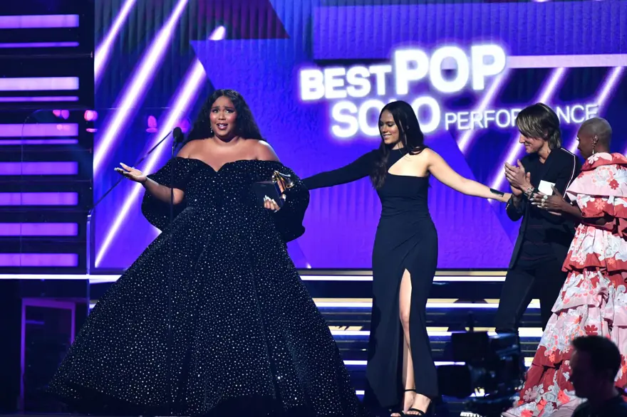 62. Grammy Ödülleri 2020 kazananları belli oldu (Billie Ellish geceye damga vurdu) 17 62. Grammy Ödülleri 2020 kazananları belli oldu (Billie Ellish geceye damga vurdu) 17