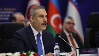 Bakan Fidan: Suriye’nin yeniden yapılanmasına el ele destek vermeliyiz