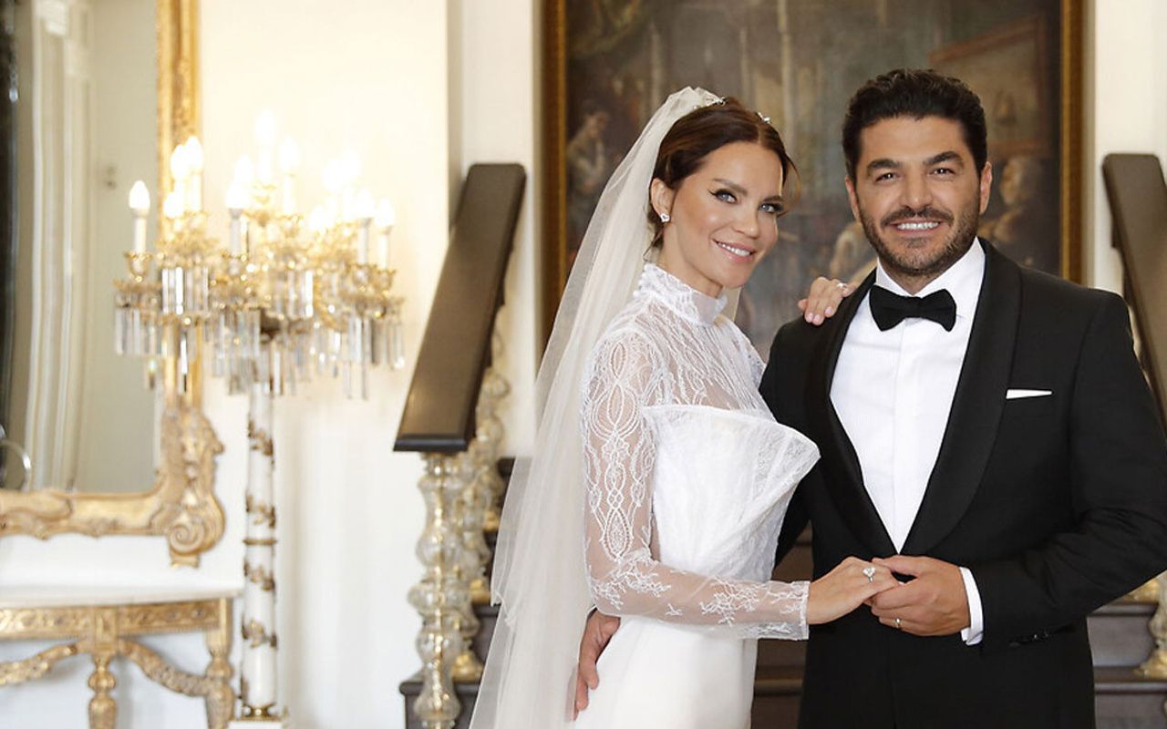 Ebru Şallı'dan boşanma iddialarına fotoğraflı yanıt