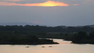 Edirne'de 'Sultanların günbatımı rotası'nda kano turu