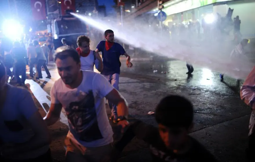 Taksim'de gerginlik 45