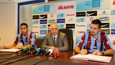 Trabzonspor'da çifte imza