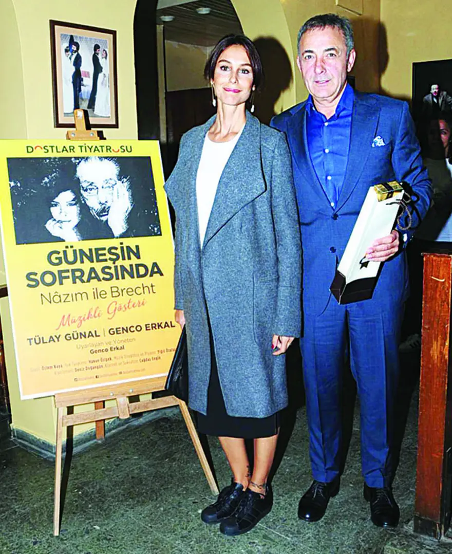 Genco Erkal'ın yeni oyununun ilk gösterimi yapıldı 3 Genco Erkal'ın yeni oyununun ilk gösterimi yapıldı 3