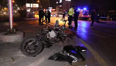 Genç motokuryenin acı sonu: Metrelerce savruldu