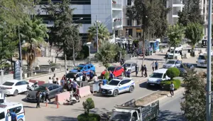 Adıyaman'da adliye önünde taşlı sopalı kavga: 8 yaralı, 15 gözaltı