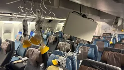 Singapur Havayolları'ndan 10 bin dolar tazminat teklifi