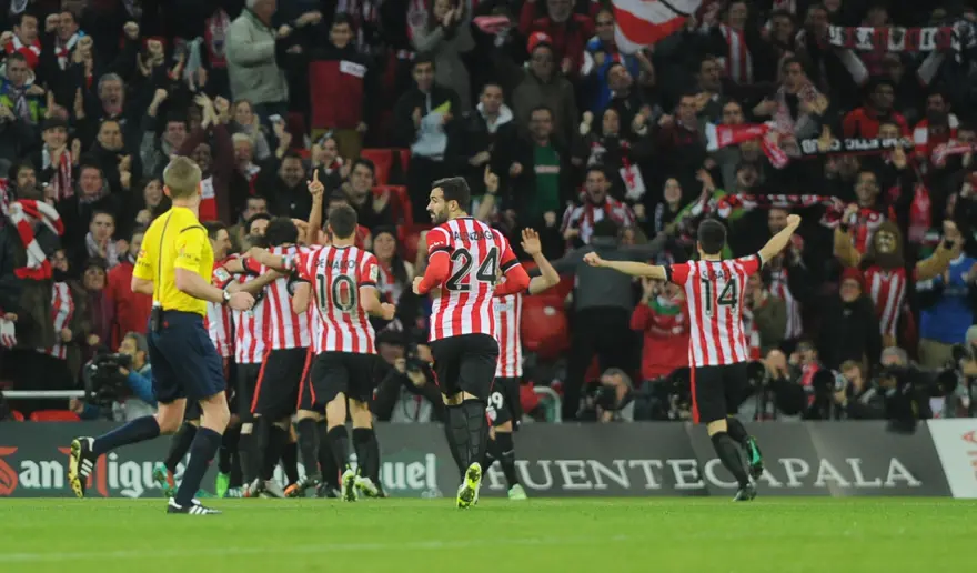 Atletico ezdi geçti 1
