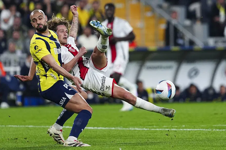"BENİ FENERBAHÇE DÜŞMANI YAPMAYIN" 2