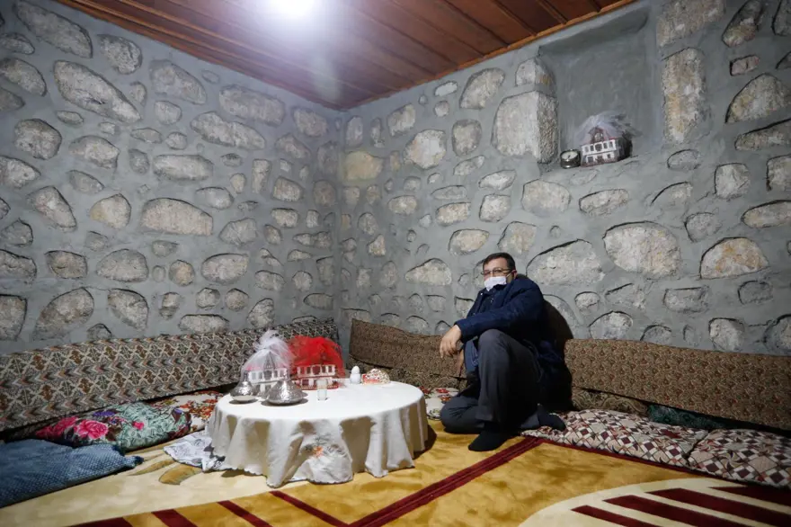 Beypazarı'nda açtığı butik otelde engellileri ücretsiz ağırlıyor 4