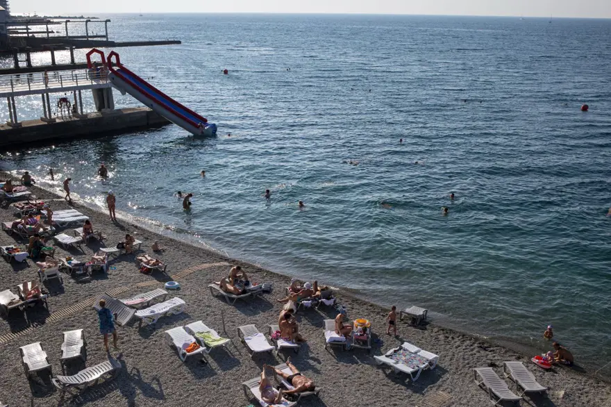 Karadeniz sahillerinden 37 bin ton kirli toprak çıkarıldı 4