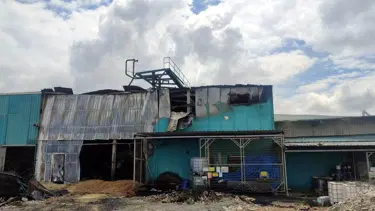 Tekirdağ'da fabrika deposunda yangın