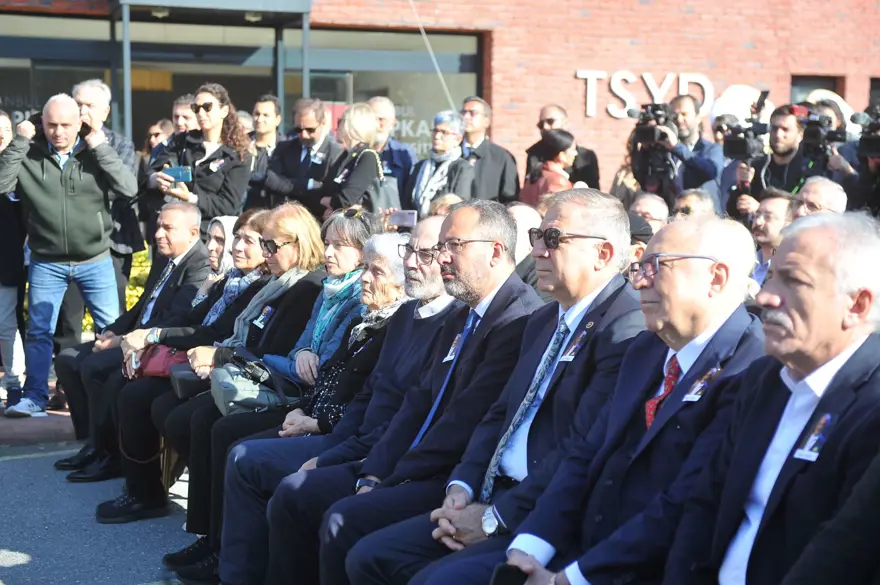 Halit Kıvanç son yolculuğuna uğurlandı 26