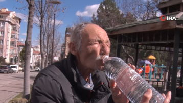 Komaya girdi hayatı kabusa döndü. 34 yıldır ağzına su süremiyor