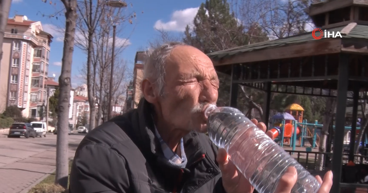 Komaya girdi hayatı kabusa döndü. 34 yıldır ağzına su süremiyor