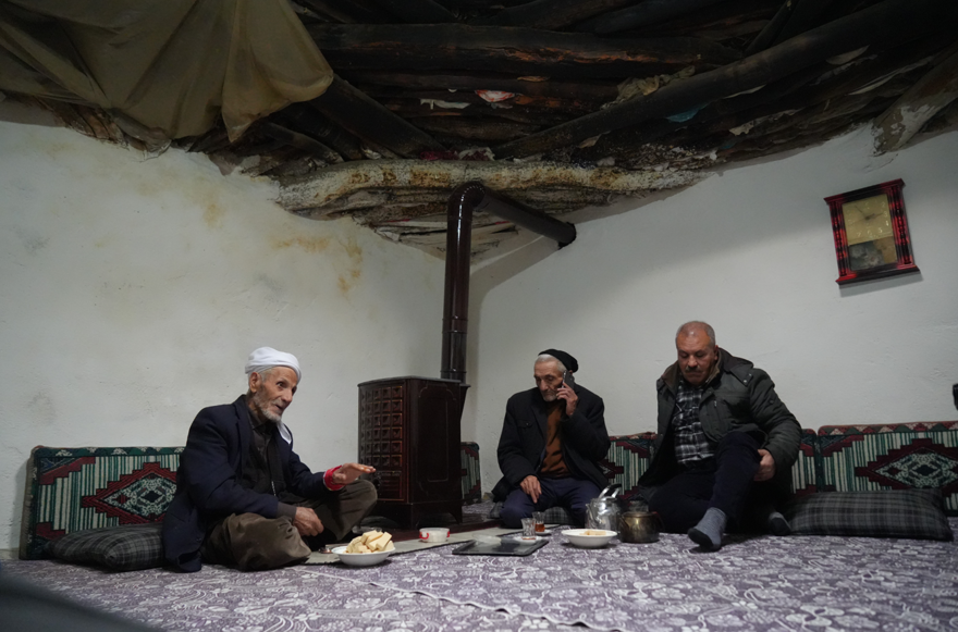 85 yaşında 50 yıldır çay ve gofret dışında bir şey yemiyor 1