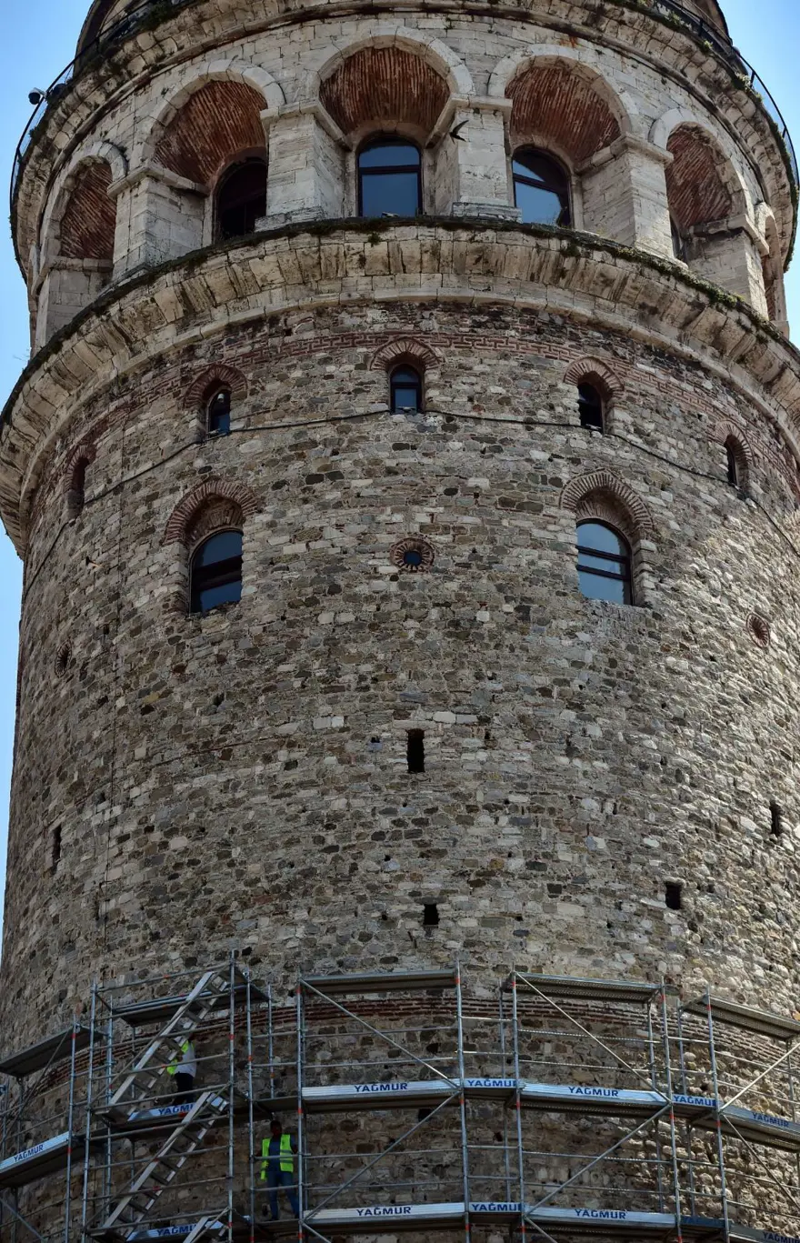 Galata Kulesi'nde restorasyon ebabil kuşlarının yuvaları nedeniyle ertelendi 3