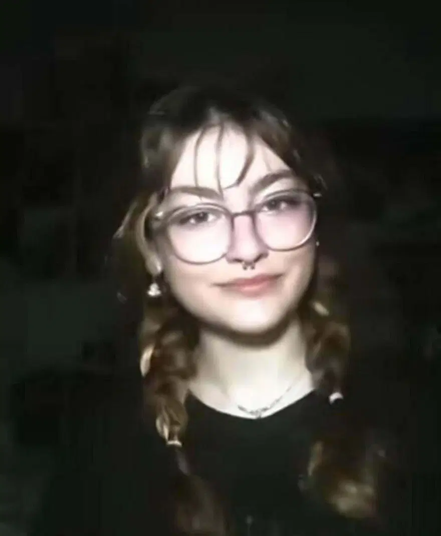 "ODANA GEÇ VE BENİ BEKLE" 5 "ODANA GEÇ VE BENİ BEKLE" 5
