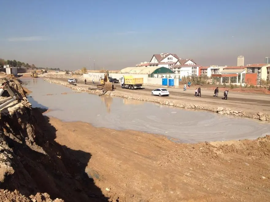 ODTÜ Yolu'nda göçük 8