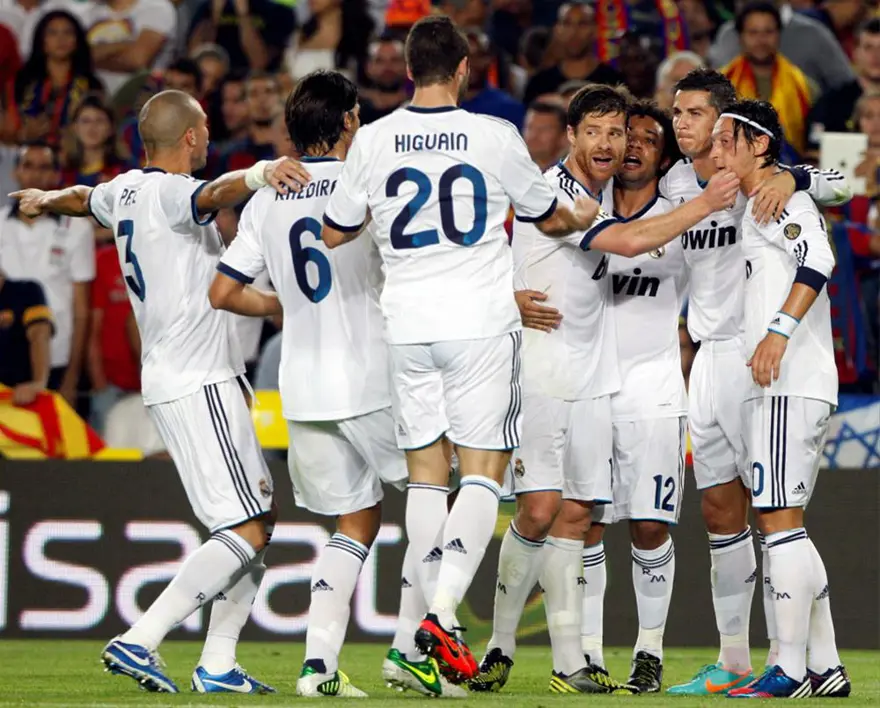 2 Ronaldo 2 Messi 3