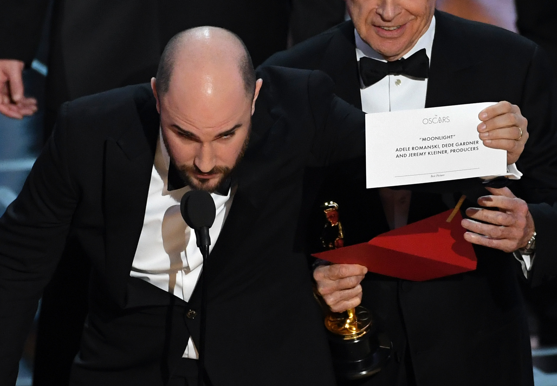 Oscar’daki yanlış anons için özür