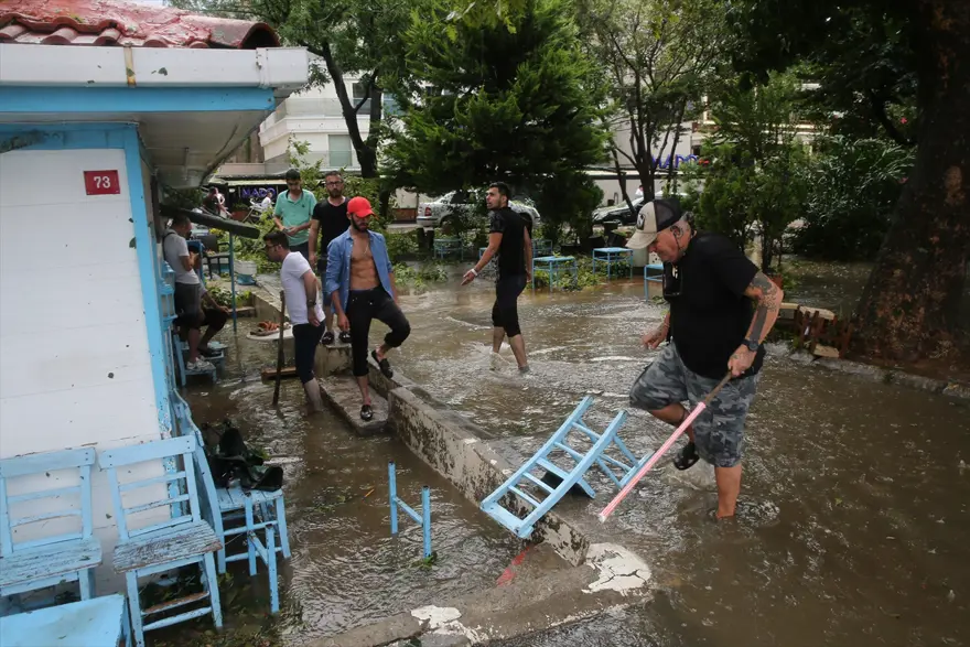 İstanbul'da etkili yağış (20 dakikalık kabus) 76
