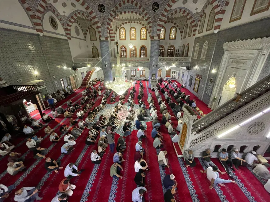 İlk bayram namazı Iğdır'da kılındı 6
