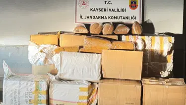 Otobüste kilolarca kaçak tütün ele geçirildi