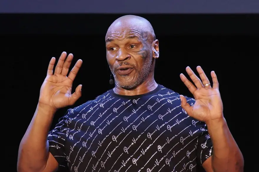 Uçakta rahatsızlanan Mike Tyson: Yüzde yüz iyi hissediyorum 1 Uçakta rahatsızlanan Mike Tyson: Yüzde yüz iyi hissediyorum 1