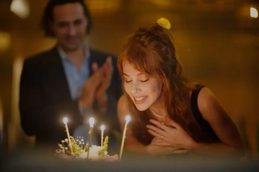Engin Altan Düzyatan ve Elçin Sangu’nun başrolde olduğu Star'ın yeni dizisi Çöp Adam'dan fragman ve ilk fotoğraflar 5