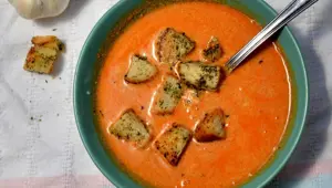 Sopa De Ajo nasıl yapılır, malzemeleri nelerdir? (İspanyol çorbası Sopa De Ajo tarifi)